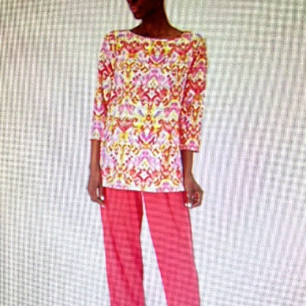 Stan Herman jersey 3/4 sleeve top. Pink tulip color. Boat neck semi-fitted